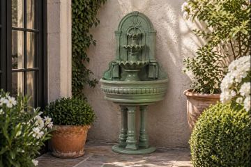 3 Column Wall Concrete Water Fountain